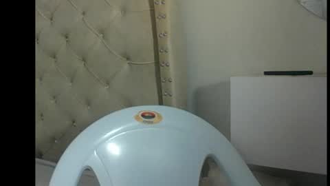 cherry online show from 12-01-25, 01:49