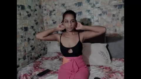 Snapshot of cherryindian694u chatting on 06-08-26, 04:13 leah is the name online show from 06-08-26, 04:13