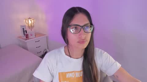 Cherry online show from 11-14-25, 01:43