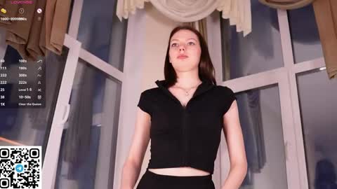 Snapshot of cherrymira chatting on 05-31-26, 05:09 Loise online show from 05-31-26, 05:09