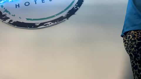 Snapshot of cherryvibes69 chatting on 01-06-25, 11:52 --- online show from 01-06-25, 11:52