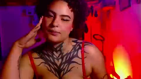 Snapshot of cherrywix chatting on 09-23-25, 05:38 cherrywix online show from 09-23-25, 05:38