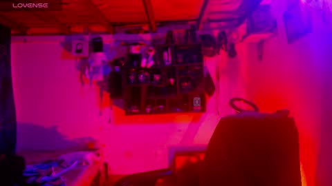 Snapshot of cherrywix chatting on 09-29-25, 01:33 cherrywix online show from 09-29-25, 01:33