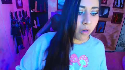 cherry online show from 11-02-25, 08:33