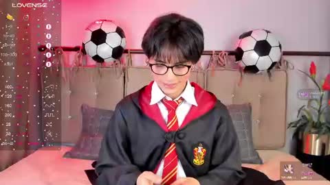 Snapshot of cherryy_boy chatting on 07-05-26, 12:06 Matias online show from 07-05-26, 12:06