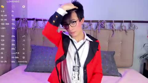 Snapshot of cherryy_boy chatting on 07-08-26, 07:07 Matias online show from 07-08-26, 07:07