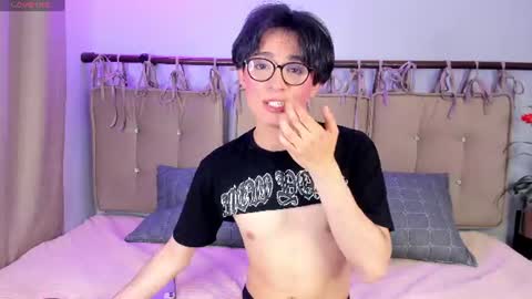 Snapshot of cherryy_boy chatting on 07-18-26, 03:00 Matias online show from 07-18-26, 03:00