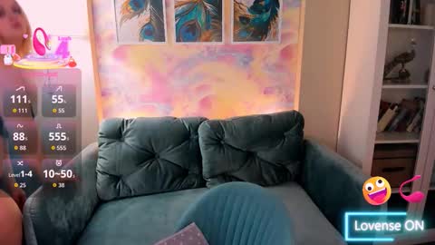 Snapshot of chery_dream chatting on 10-03-25, 10:23 Brianna online show from 10-03-25, 10:23