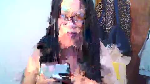 Snapshot of chesca_sweetie chatting on 01-15-26, 05:45 chesca online show from 01-15-26, 05:45