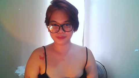 Snapshot of chesca_sweetie chatting on 02-13-26, 02:18 chesca online show from 02-13-26, 02:18