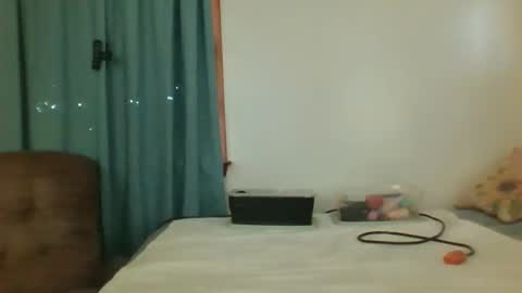 Jade and Thomas online show from 05-26-26, 12:45