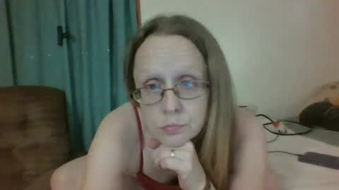 Jade and Thomas online show from 06-12-26, 12:20