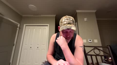 Snapshot of chevycamaro1978 chatting on 01-12-25, 04:00 chevycamaro1978 online show from 01-12-25, 04:00