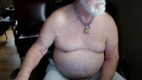 Snapshot of chgodad chatting on 12-15-25, 08:13 chgodad online show from 12-15-25, 08:13