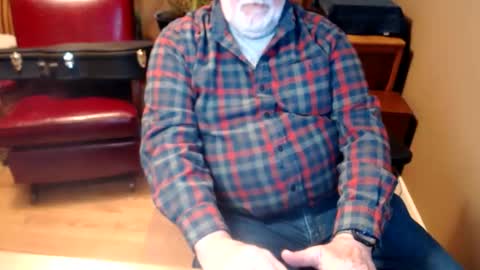 Snapshot of chgodad chatting on 02-02-26, 10:30 chgodad online show from 02-02-26, 10:30