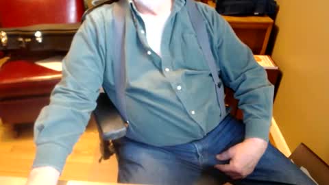 Snapshot of chgodad chatting on 02-17-26, 09:10 chgodad online show from 02-17-26, 09:10