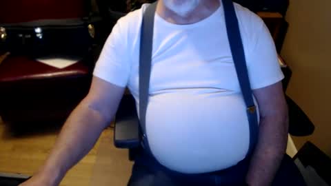 Snapshot of chgodad chatting on 02-18-26, 12:23 chgodad online show from 02-18-26, 12:23