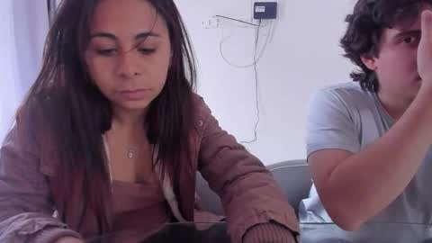 Snapshot of chiara_20 chatting on 10-31-25, 04:52 Airam online show from 10-31-25, 04:52