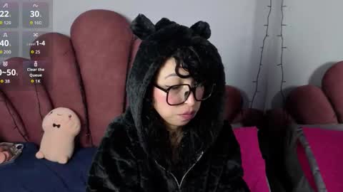 Snapshot of chiarajjones chatting on 01-14-26, 01:17 CHIARA online show from 01-14-26, 01:17