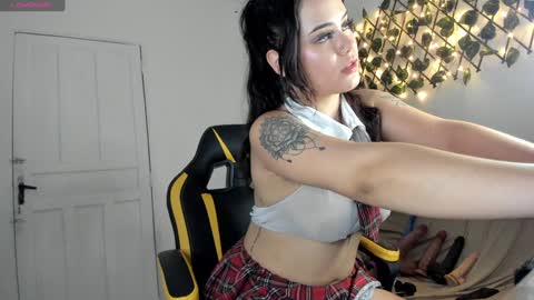 Snapshot of chica_hot24 chatting on 01-19-25, 09:55 sammy coll online show from 01-19-25, 09:55