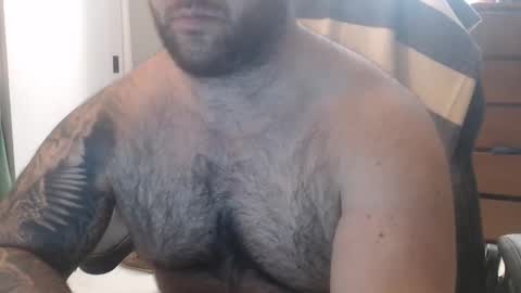 Snapshot of chicagoguy86 chatting on 11-17-25, 04:40 Chicagoguy86 aka Benny Cooper online show from 11-17-25, 04:40