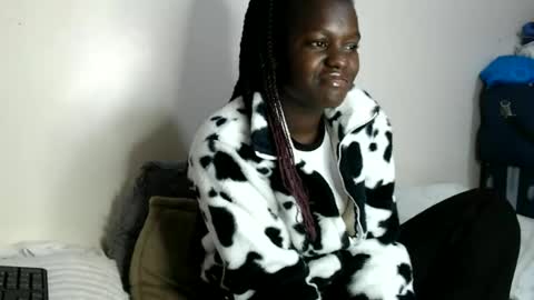 chichie_ online show from 07-01-26, 07:21
