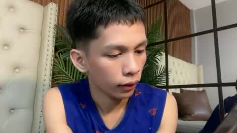 Snapshot of chick_renz chatting on 07-04-26, 11:05 chick_renz online show from 07-04-26, 11:05