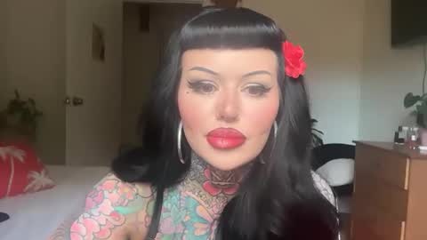 Chickhabit66 online show from 11-07-25, 04:56