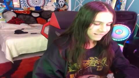 Snapshot of chico_explosivo chatting on 10-16-25, 12:33 chico_explosivo online show from 10-16-25, 12:33