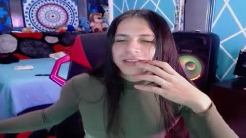 Snapshot of chico_explosivo chatting on 10-26-25, 07:09 chico_explosivo online show from 10-26-25, 07:09