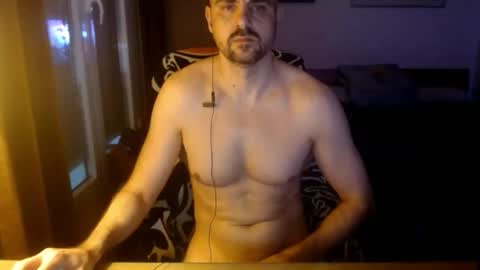 chicocam1983 online show from 11-15-25, 04:47