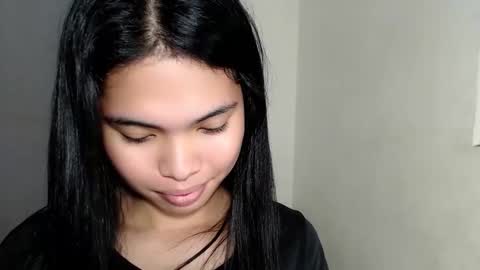 Snapshot of chictemptation_ chatting on 02-19-26, 06:48 CRISTINE3. online show from 02-19-26, 06:48