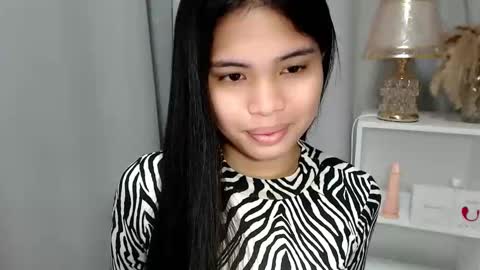 CRISTINE3. online show from 06-04-26, 11:11
