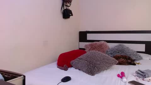Snapshot of chikandela chatting on 01-02-25, 01:17 Valentina online show from 01-02-25, 01:17