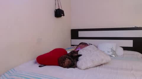 Snapshot of chikandela chatting on 01-13-25, 10:45 Valentina online show from 01-13-25, 10:45