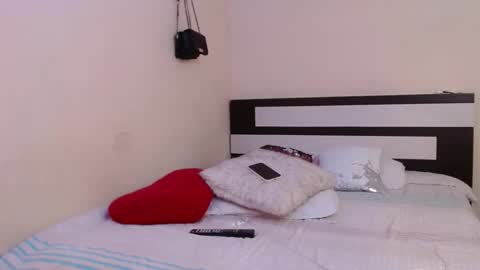 Snapshot of chikandela chatting on 01-14-25, 01:47 Valentina online show from 01-14-25, 01:47