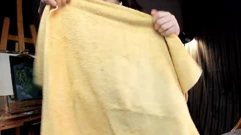 Nina   online show from 04-18-26, 05:39