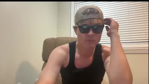 chill_fit_guy online show from 08-09-26, 01:07