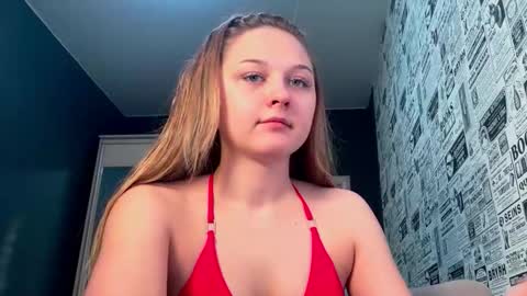 Snapshot of chill_velvet chatting on 12-02-25, 06:30 Sasha online show from 12-02-25, 06:30