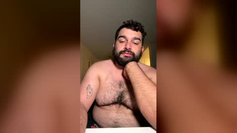 Snapshot of chillcub130895 chatting on 05-09-26, 07:02 chillcub130895 online show from 05-09-26, 07:02
