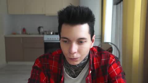 Snapshot of chillguy2k chatting on 01-28-25, 05:22 Rick online show from 01-28-25, 05:22