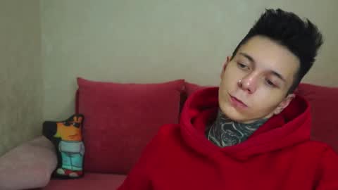 Snapshot of chillguy2k chatting on 02-04-25, 08:59 Rick online show from 02-04-25, 08:59