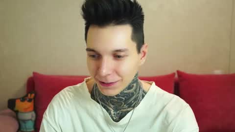 Snapshot of chillguy2k chatting on 02-07-25, 05:07 Rick online show from 02-07-25, 05:07