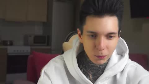 Snapshot of chillguy2k chatting on 03-01-25, 01:22 Rick online show from 03-01-25, 01:22