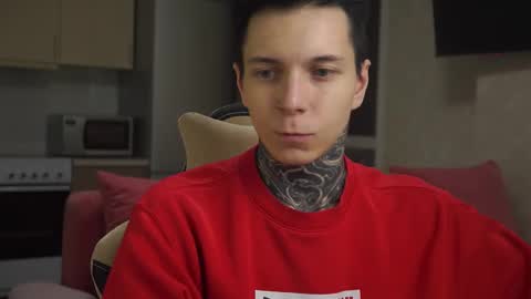 Snapshot of chillguy2k chatting on 03-03-25, 08:32 Rick online show from 03-03-25, 08:32