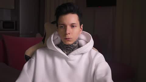 Snapshot of chillguy2k chatting on 03-09-25, 07:48 Rick online show from 03-09-25, 07:48