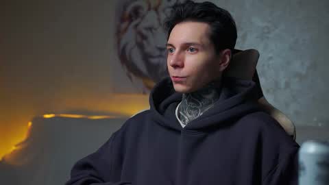 Snapshot of chillguy2k chatting on 09-10-25, 02:39 Rick online show from 09-10-25, 02:39