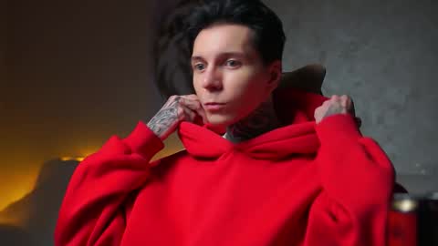 Snapshot of chillguy2k chatting on 09-11-25, 05:24 Rick online show from 09-11-25, 05:24