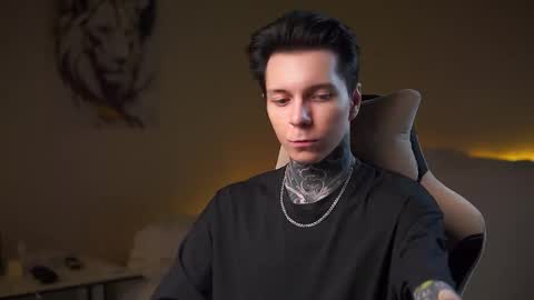 Snapshot of chillguy2k chatting on 09-30-25, 05:18 Rick online show from 09-30-25, 05:18