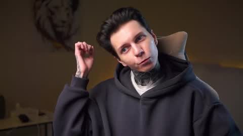 Snapshot of chillguy2k chatting on 10-01-25, 05:41 Rick online show from 10-01-25, 05:41